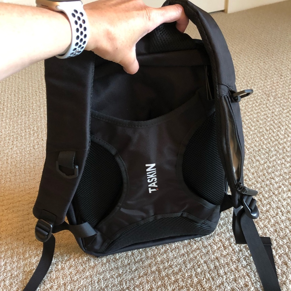 Taskin Premium Laptop Backpack - Picture 3 of 11